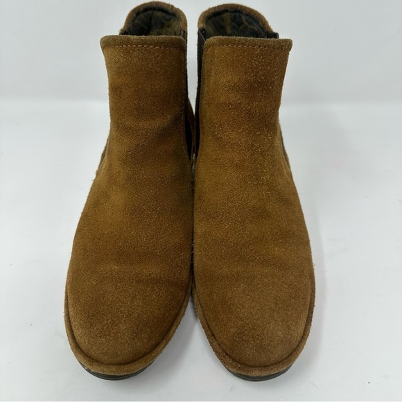 Fly London Phil Chelsea Wedge Ankle Boots - Picture 3 of 9